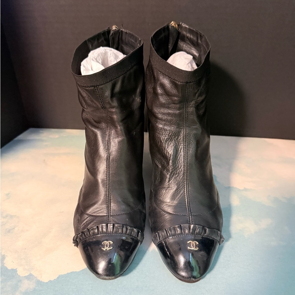 CHANEL Black Ankle Boots with Elegant Design 39 Europe